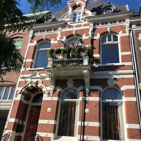 Bed & Breakfast Pluweel