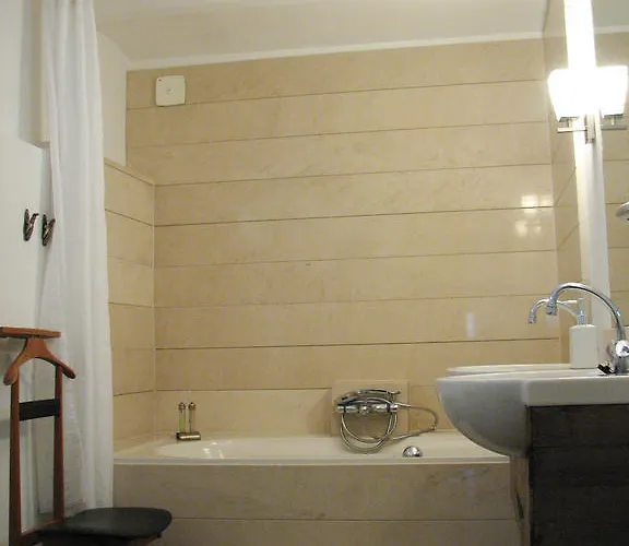 Bed & Breakfast Pluweel Guest house