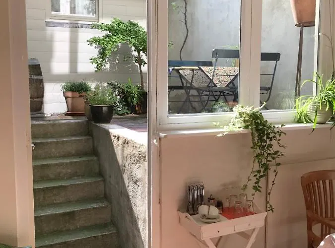 Bed & Breakfast Pluweel 3*